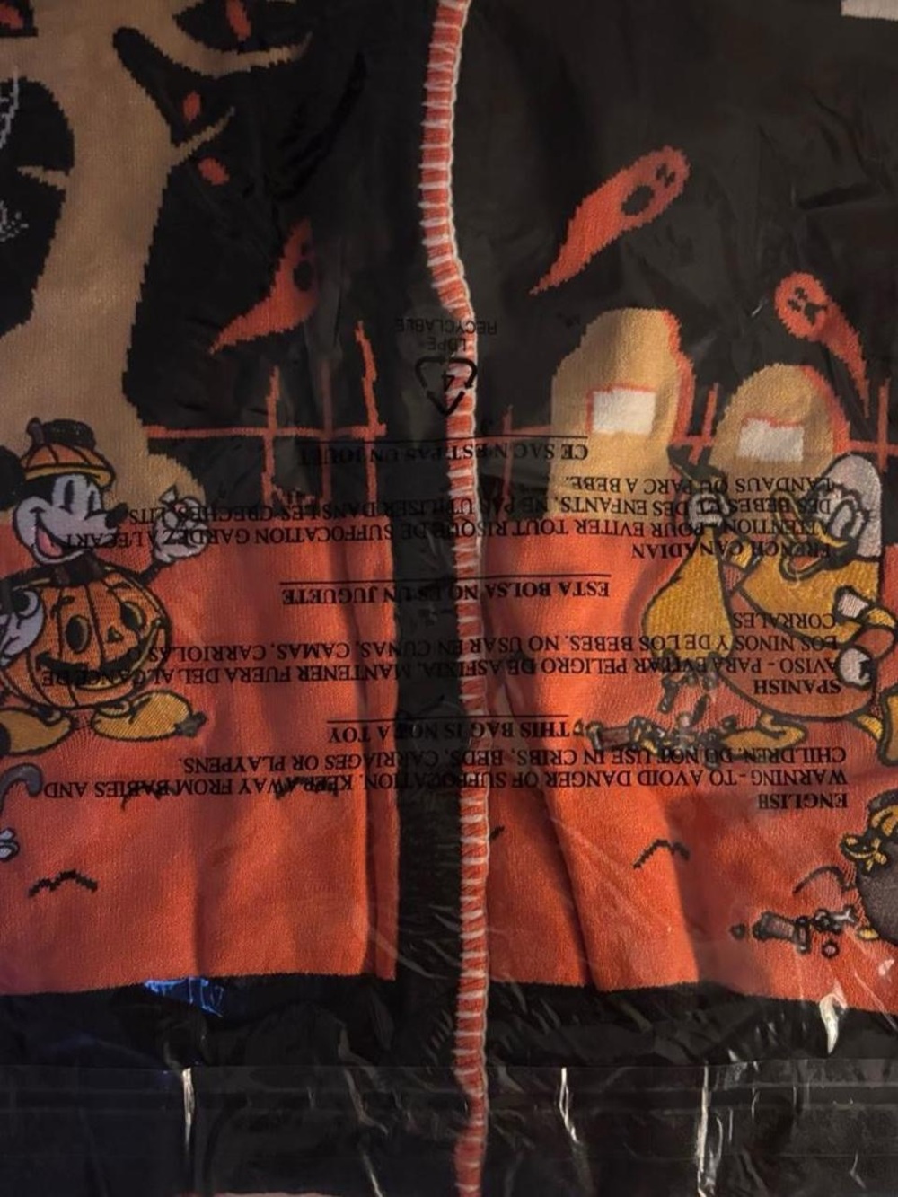 Disney Mickey & Friends Halloween Costumes Women's 5X Sweater Vest - Picture 7 of 7